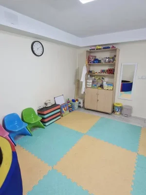 محیط کلینیک توانبخشی شفق ۵